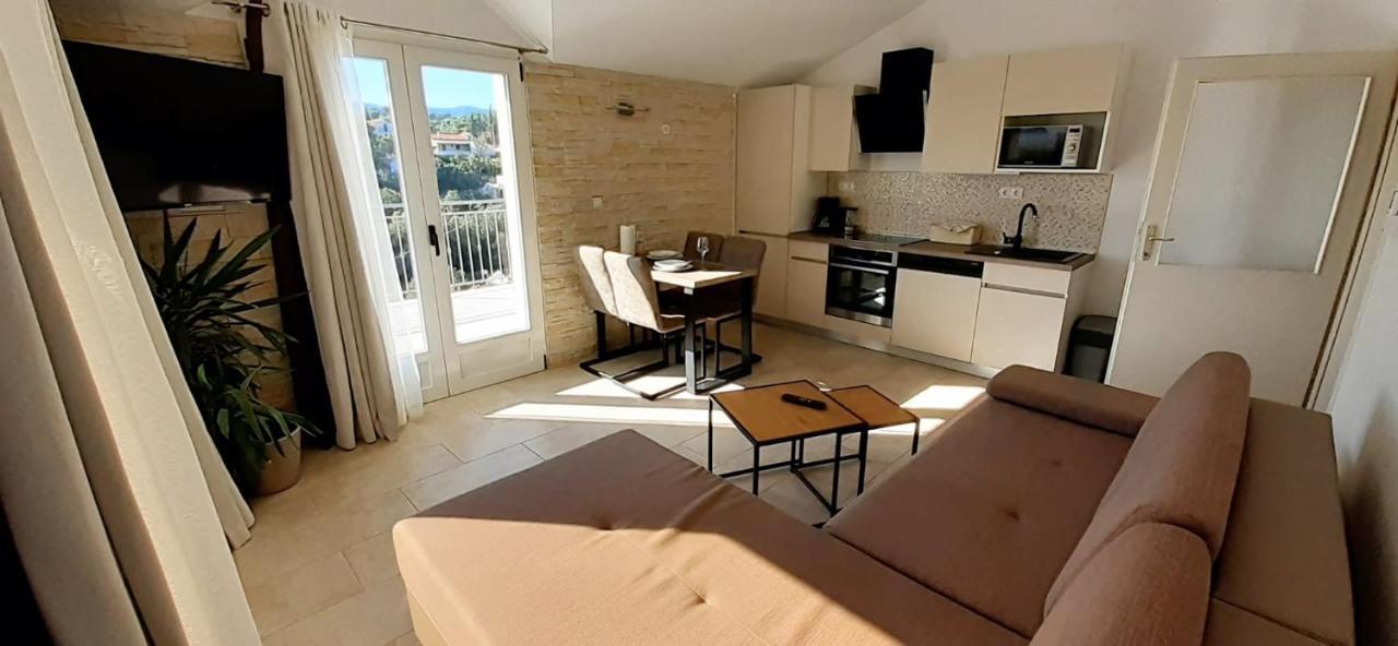 Holiday Hvar Vrbanj Zewnętrze zdjęcie