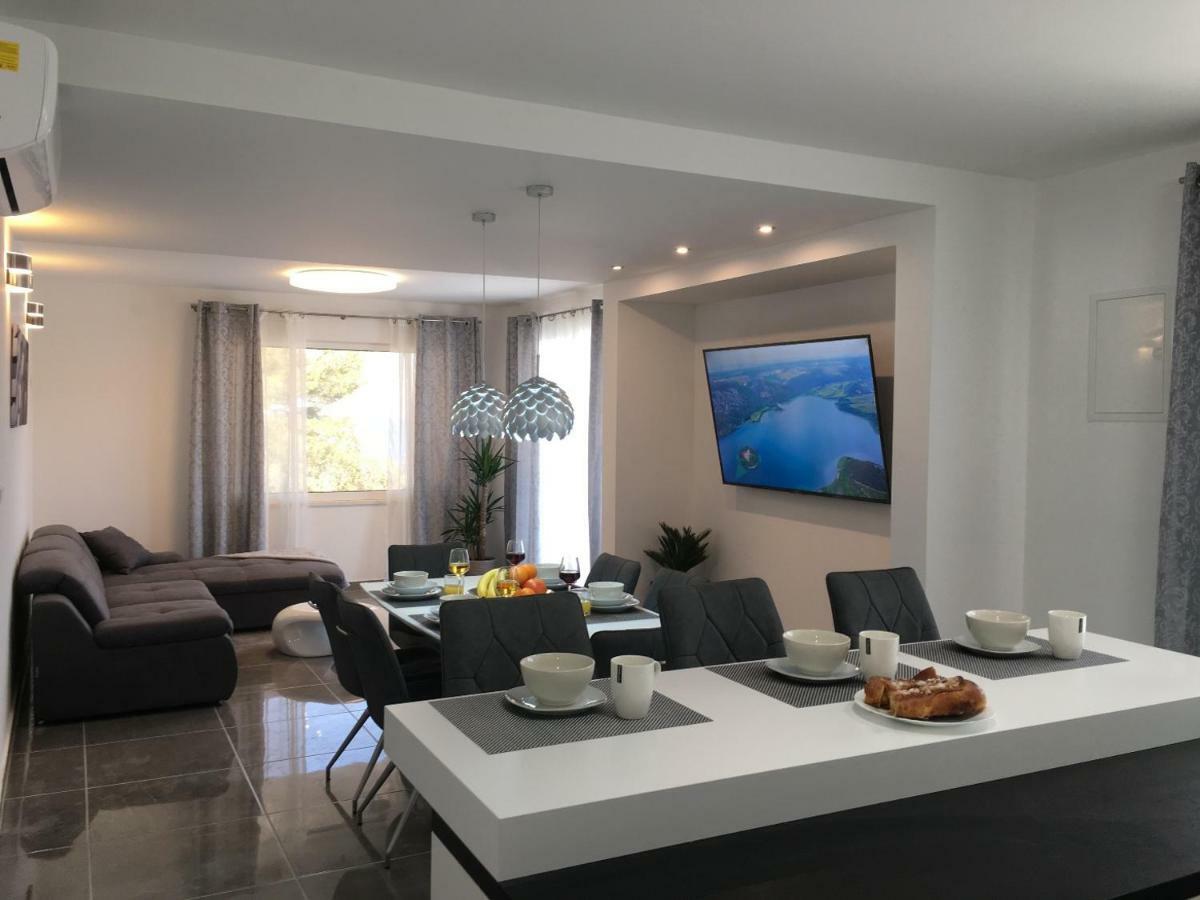 Holiday Hvar Vrbanj Zewnętrze zdjęcie